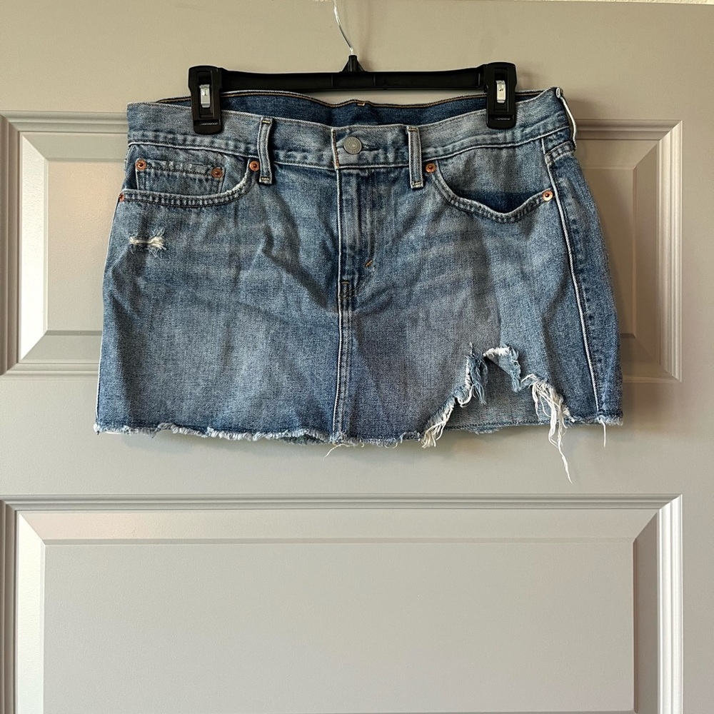 vintage Levis mini skirt - Picture 3 of 3